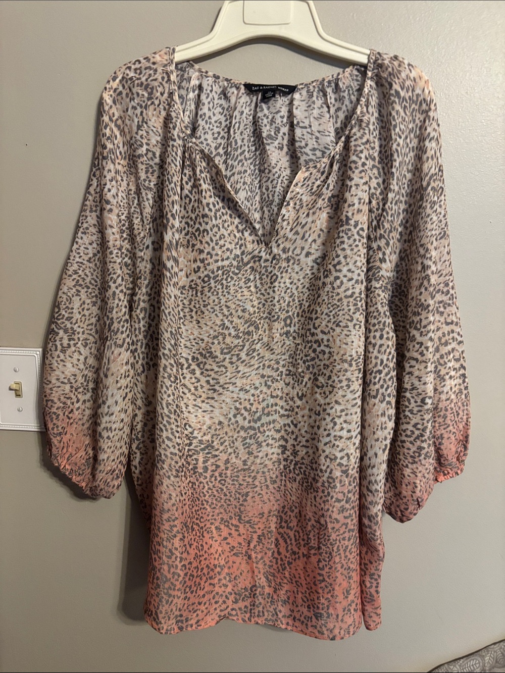 Zac & Rachel Leopard-Print Peasant blouse in peach, gray and white